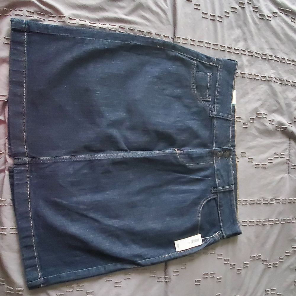 NWT Old Navy denim skirt